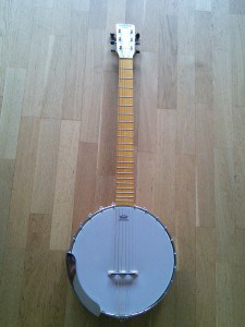 6-saitiges Gitarrenbanjo